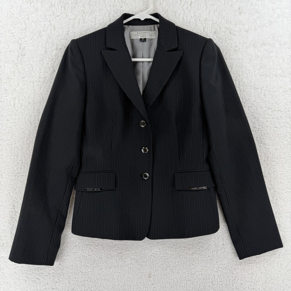 Tahari Arthur S Levine Blazer Womens 2P Petite Black Pinstripe 3 Button Lined